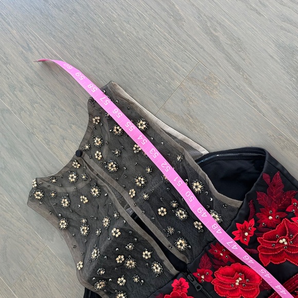 Alicia + Olivia Sarai Embellished Floral High Low Gown Red Black Beaded - Size 2 - Picture 12 of 12